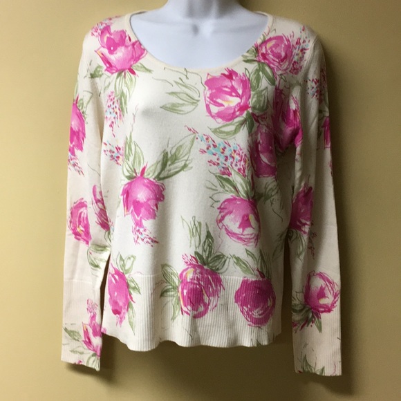 Saks Fifth Avenue Tops - Saks Silk Floral Top